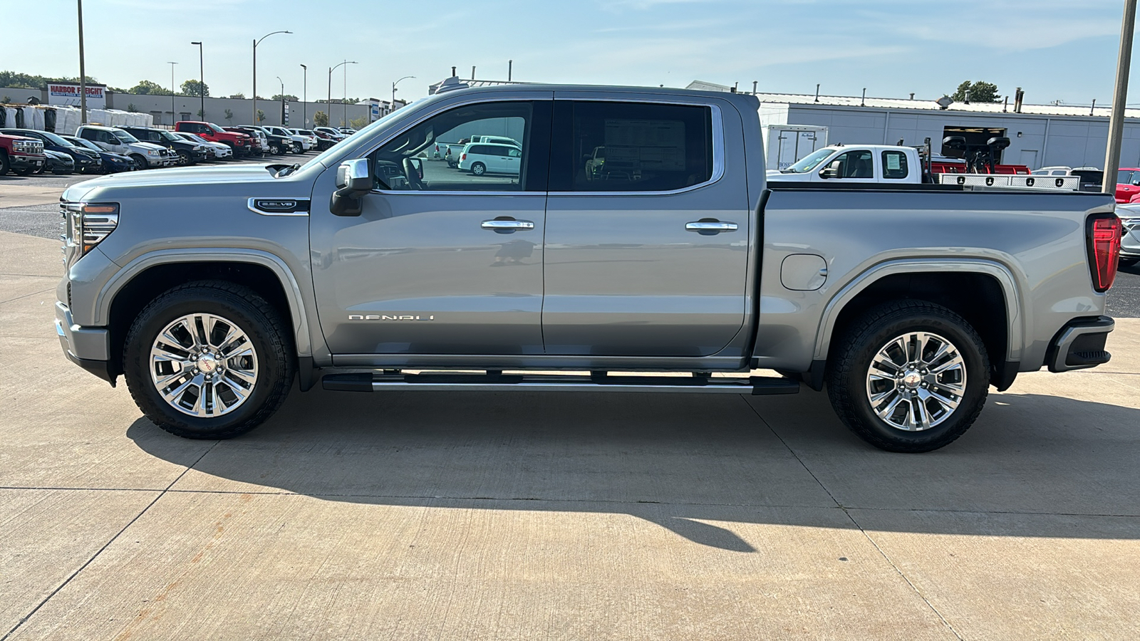 2025 GMC Sierra 1500 Denali 5