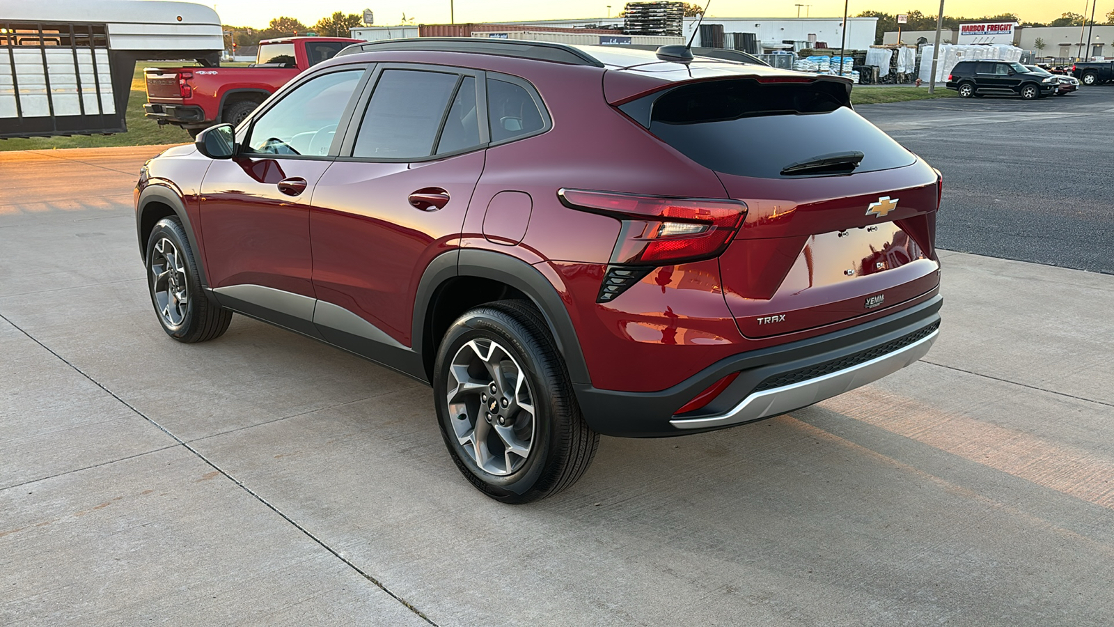 2025 Chevrolet Trax LT 6