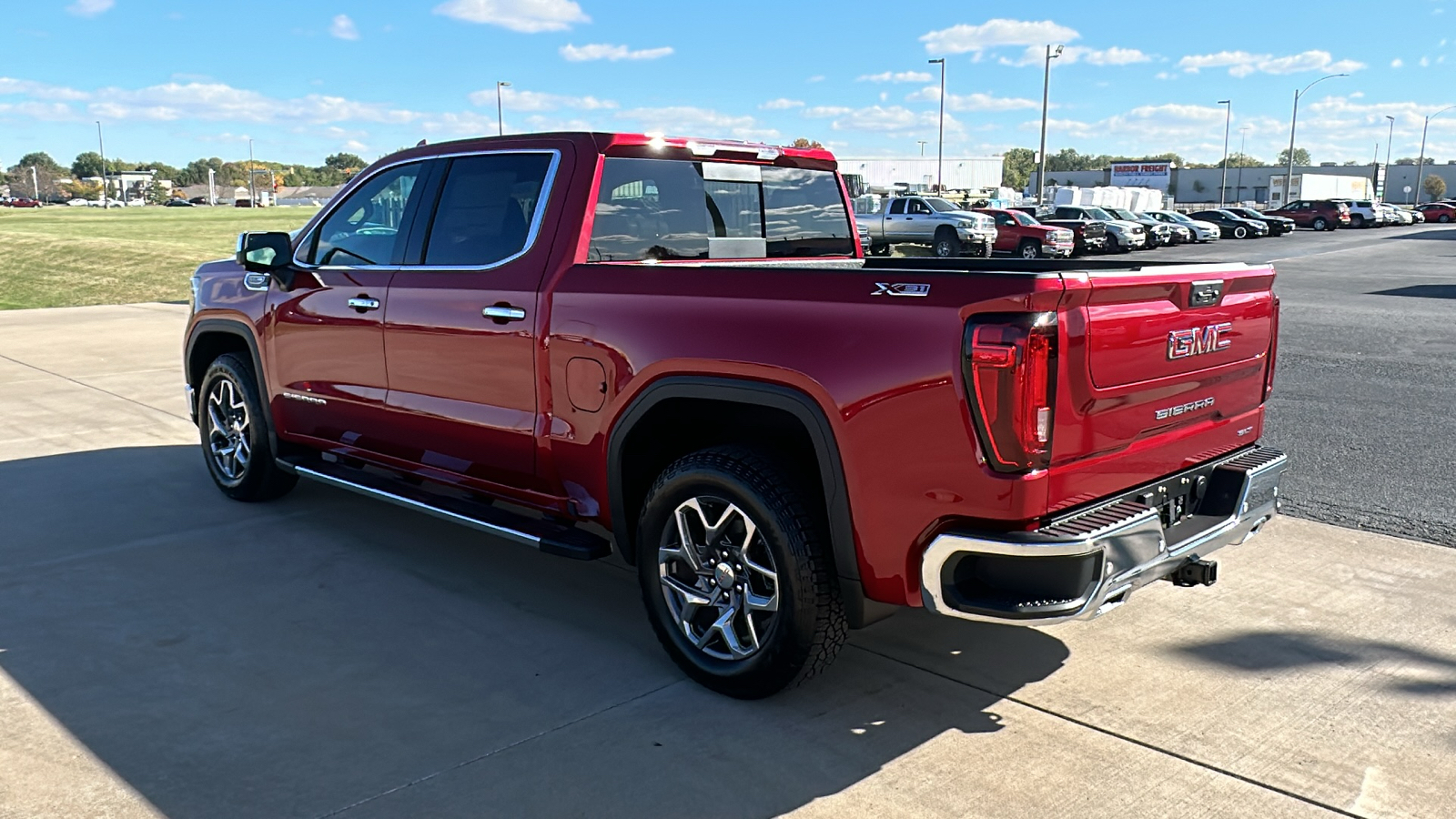 2025 GMC Sierra 1500 SLT 6