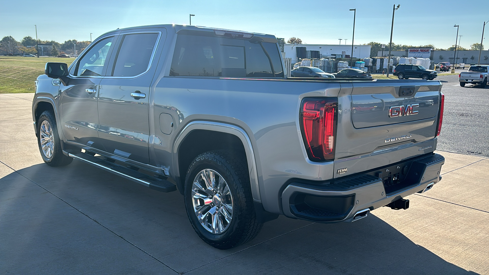 2025 GMC Sierra 1500 Denali 6