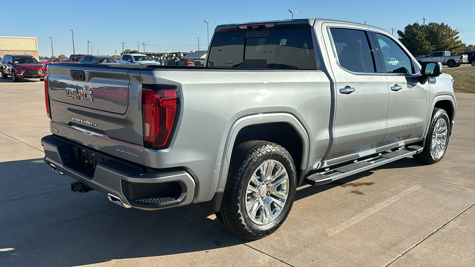 2025 GMC Sierra 1500 Denali 8