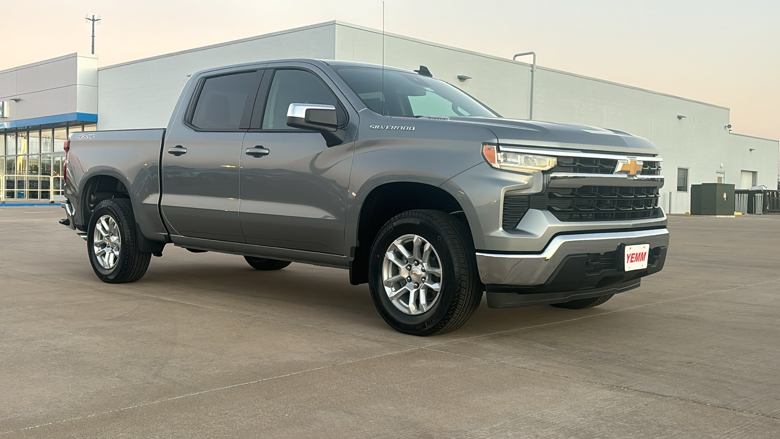 2025 Chevrolet Silverado 1500 LT 2