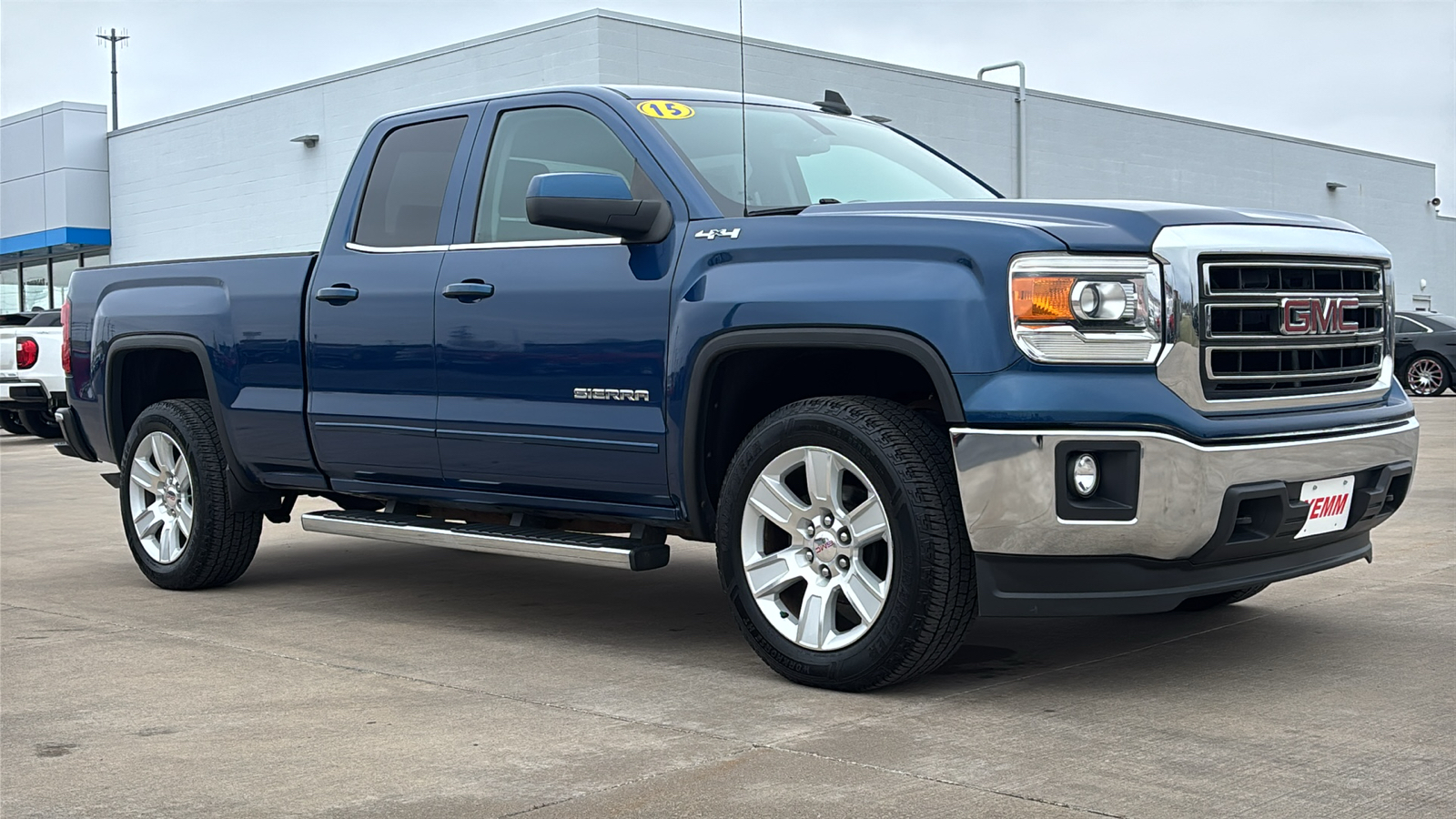 2015 GMC Sierra 1500 SLE 1