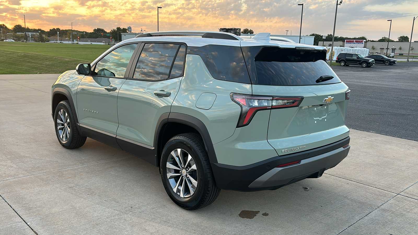 2025 Chevrolet Equinox  6