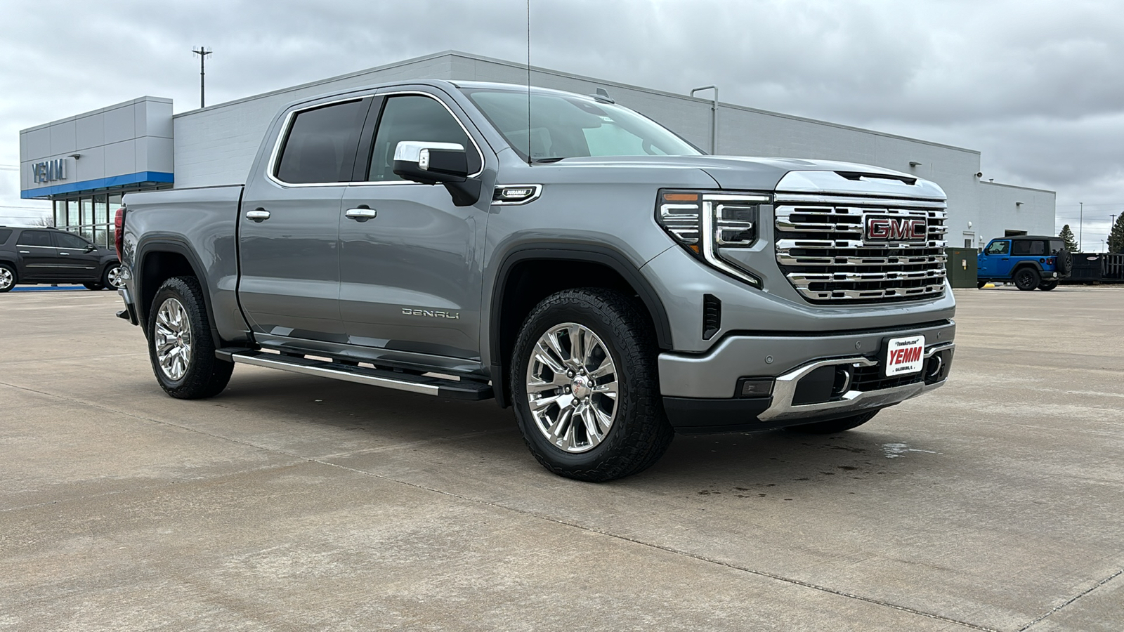 2025 GMC Sierra 1500 Denali 2