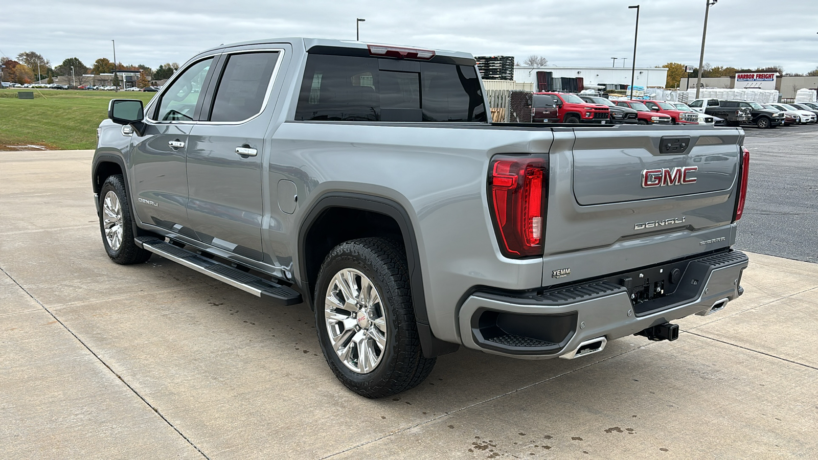 2025 GMC Sierra 1500 Denali 6