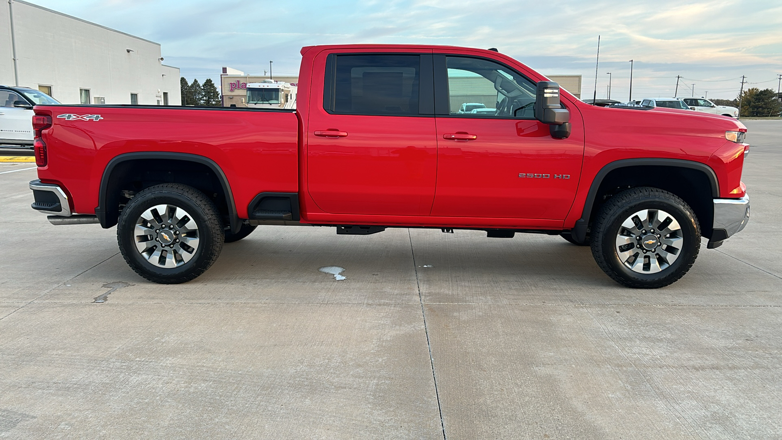 2025 Chevrolet Silverado 2500HD LT 9