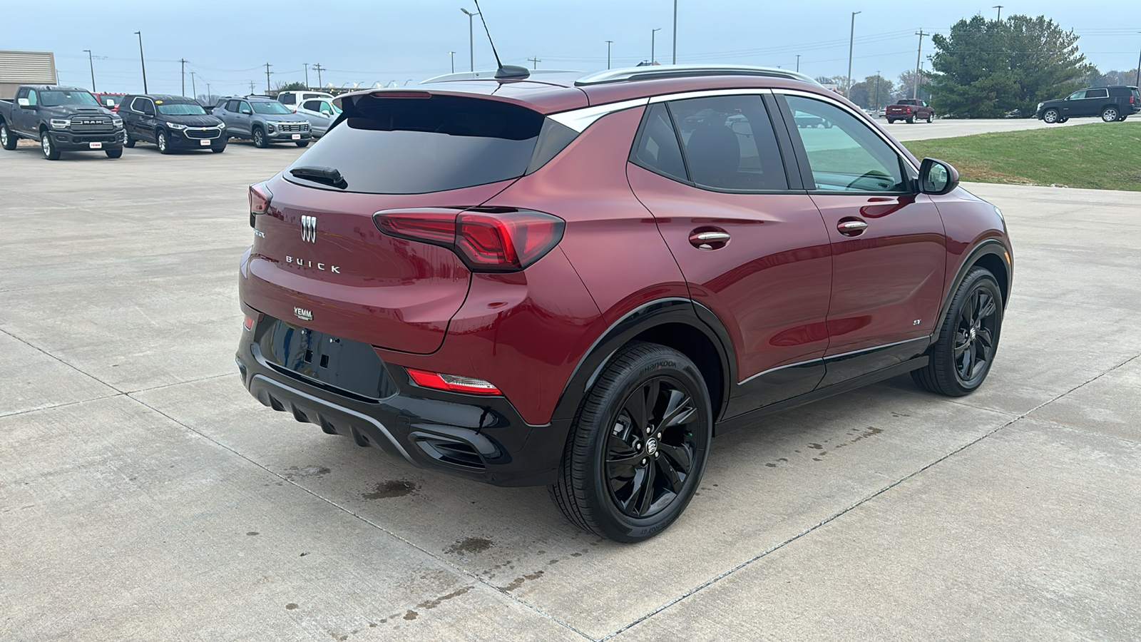 2025 Buick Encore GX Sport Touring 8