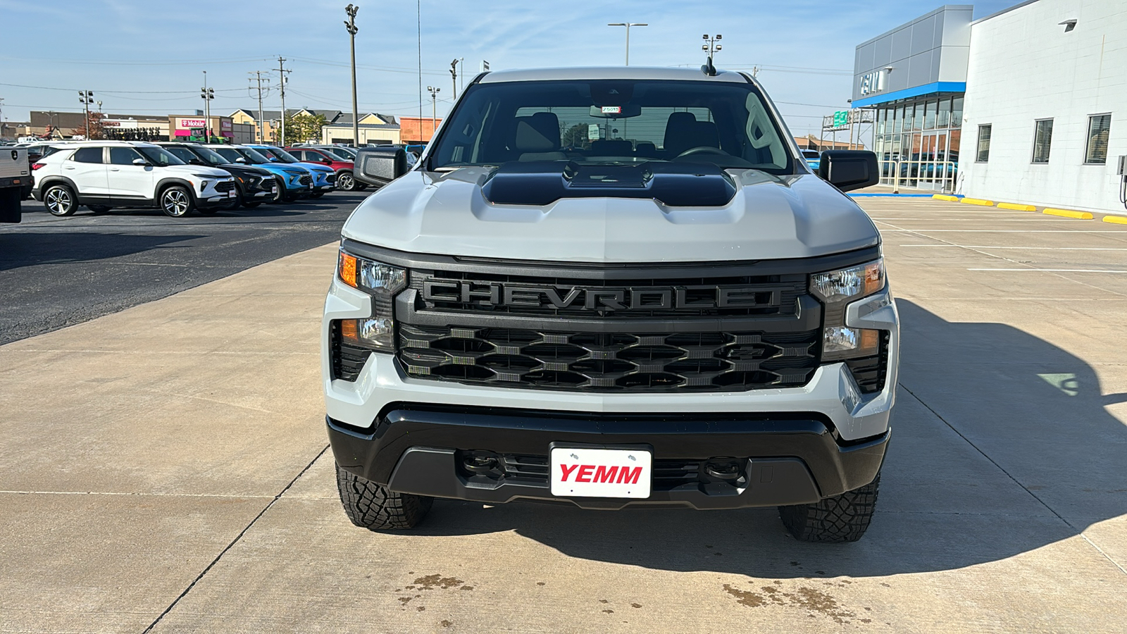 2025 Chevrolet Silverado 1500 Custom Trail Boss 3