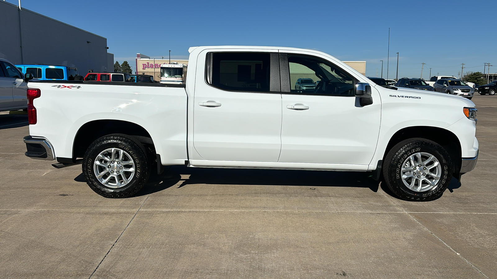 2024 Chevrolet Silverado 1500 LT 9