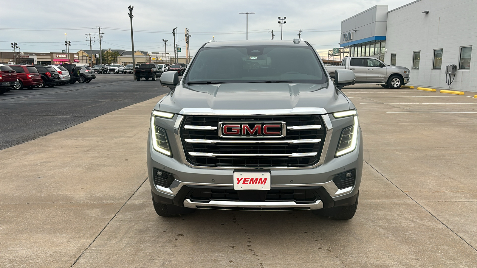 2025 GMC Yukon  3