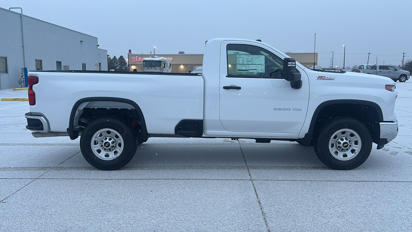 2025 Chevrolet Silverado 2500HD Work Truck 9