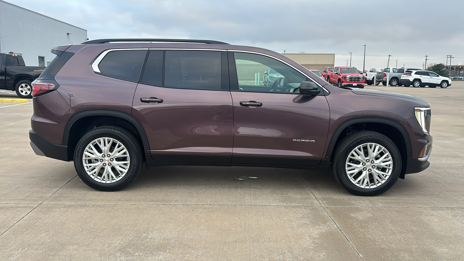 2025 GMC Acadia Elevation 9