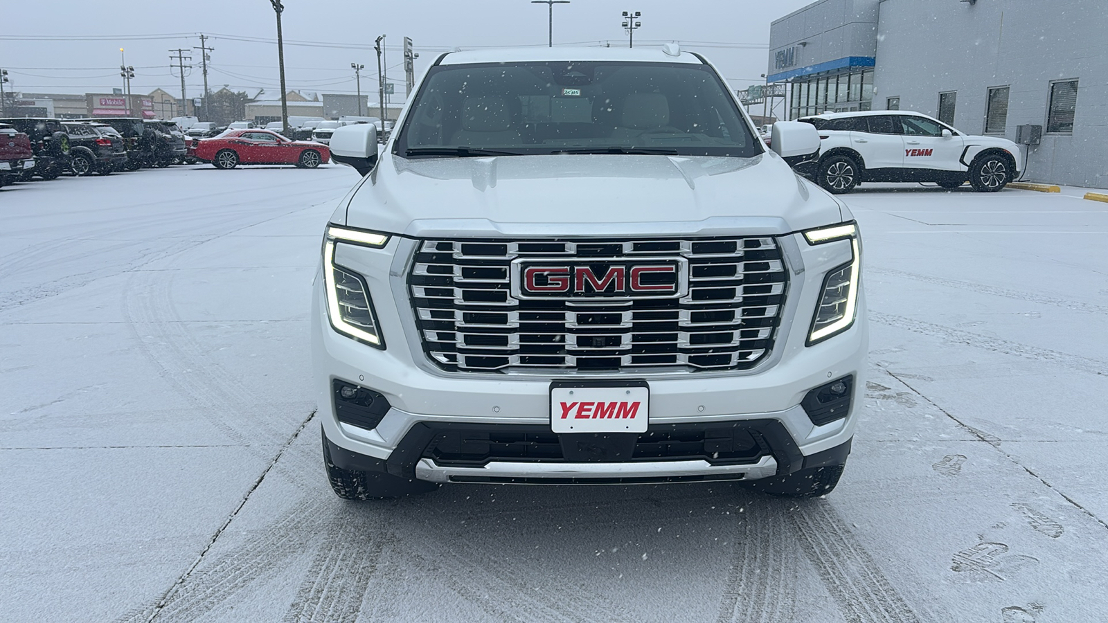 2025 GMC Yukon Denali 3