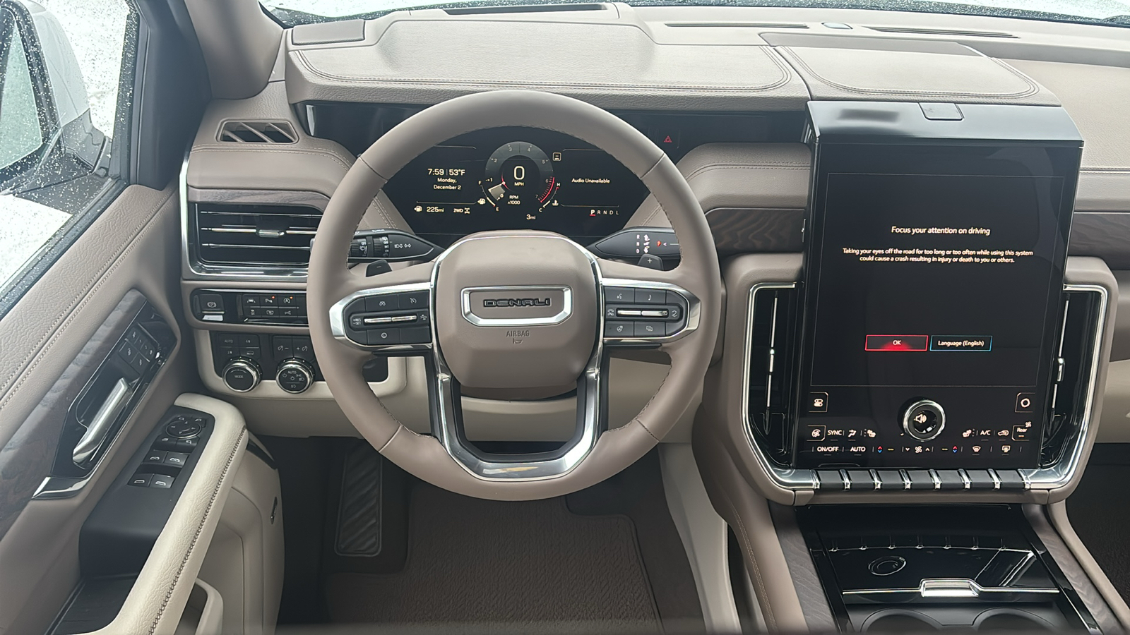 2025 GMC Yukon Denali 12