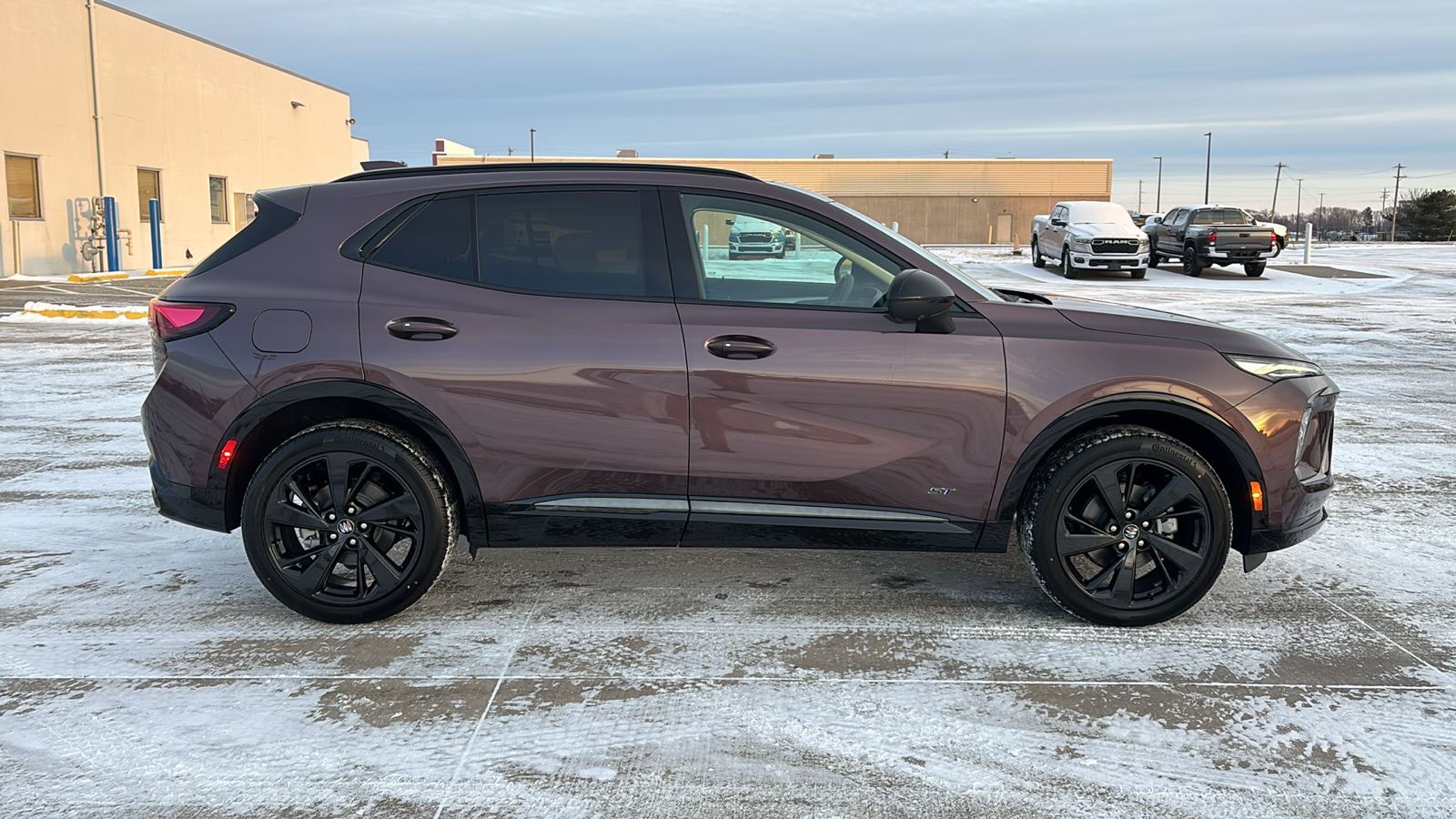 2025 Buick Envision Sport Touring 10