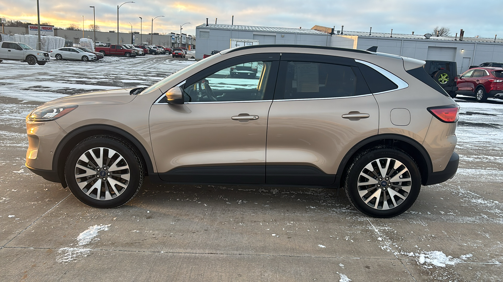 2020 Ford Escape Titanium Hybrid 5