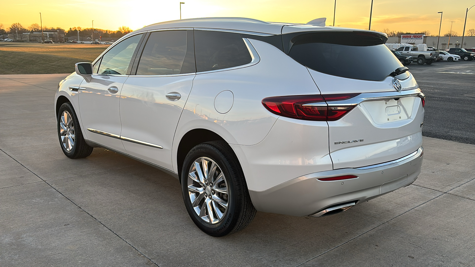 2020 Buick Enclave Essence 6