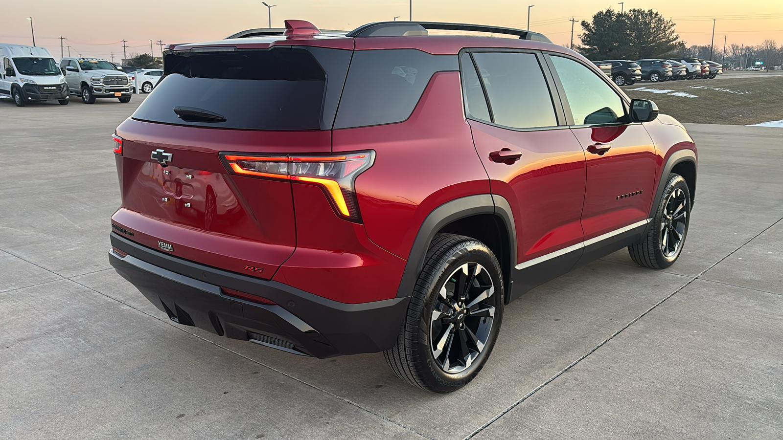 2025 Chevrolet Equinox RS 8