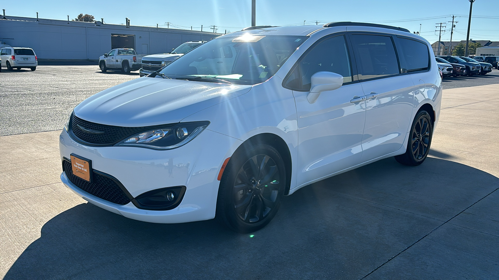 2020 Chrysler Pacifica Touring L 4