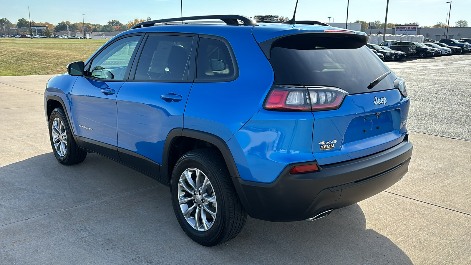 2022 Jeep Cherokee Latitude Lux 6