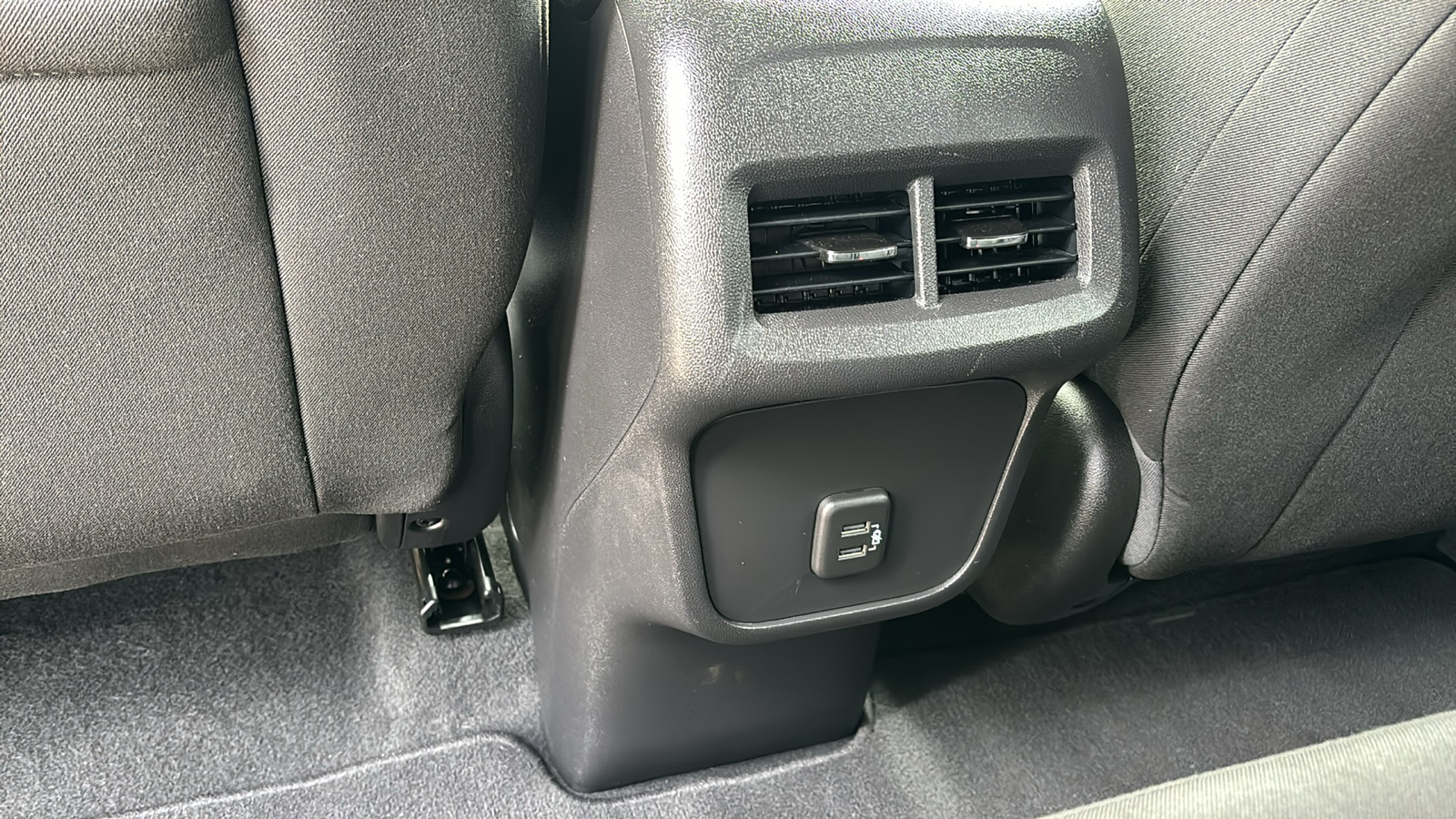 2019 Chevrolet Equinox LT 27