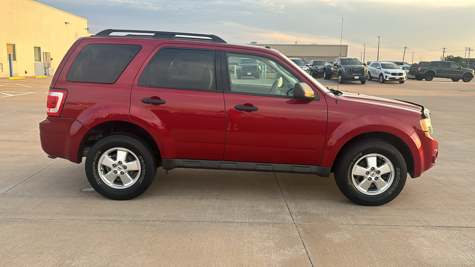 2011 Ford Escape  9