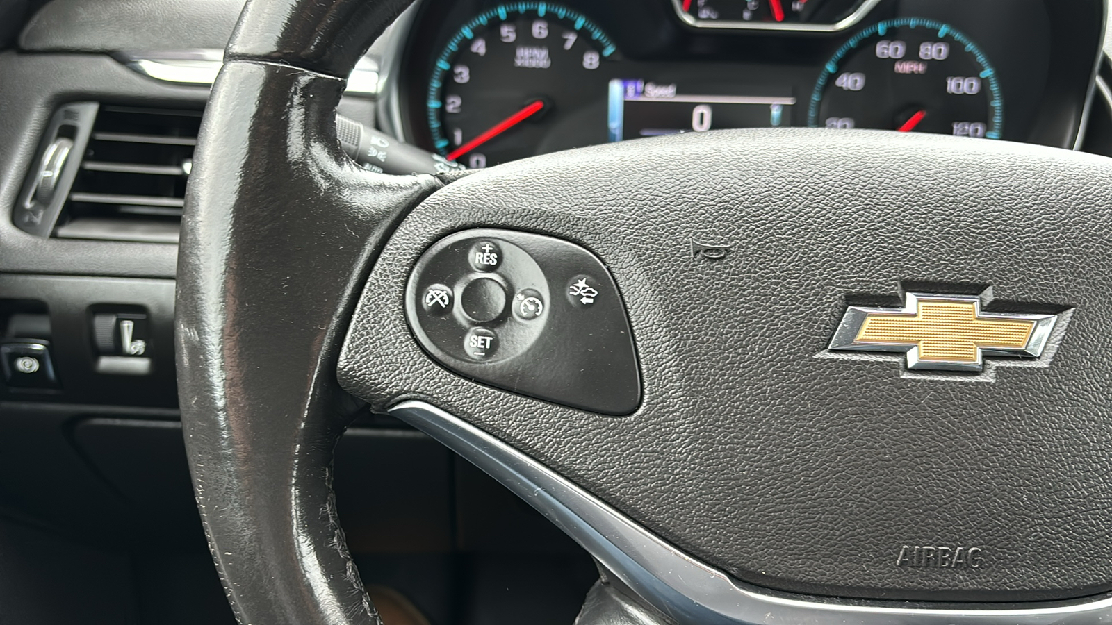 2017 Chevrolet Impala Premier 14