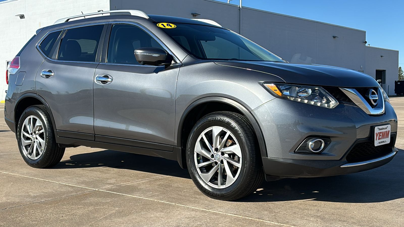 2014 Nissan Rogue  1