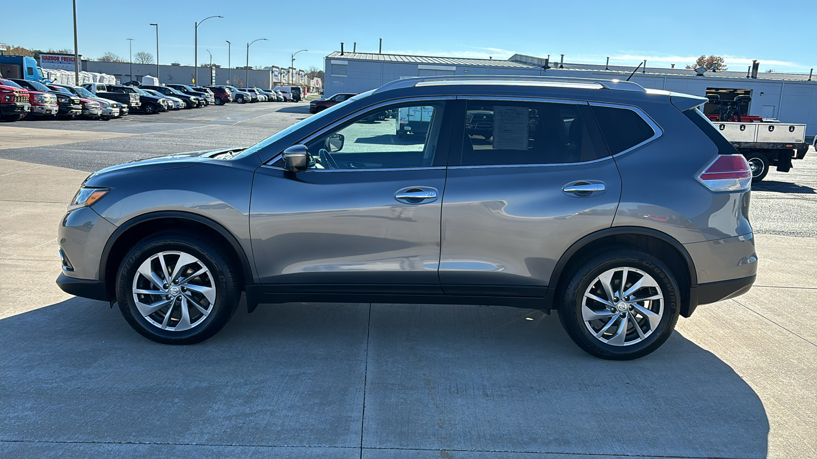 2014 Nissan Rogue  5