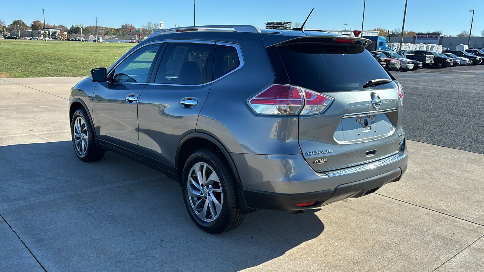 2014 Nissan Rogue  6