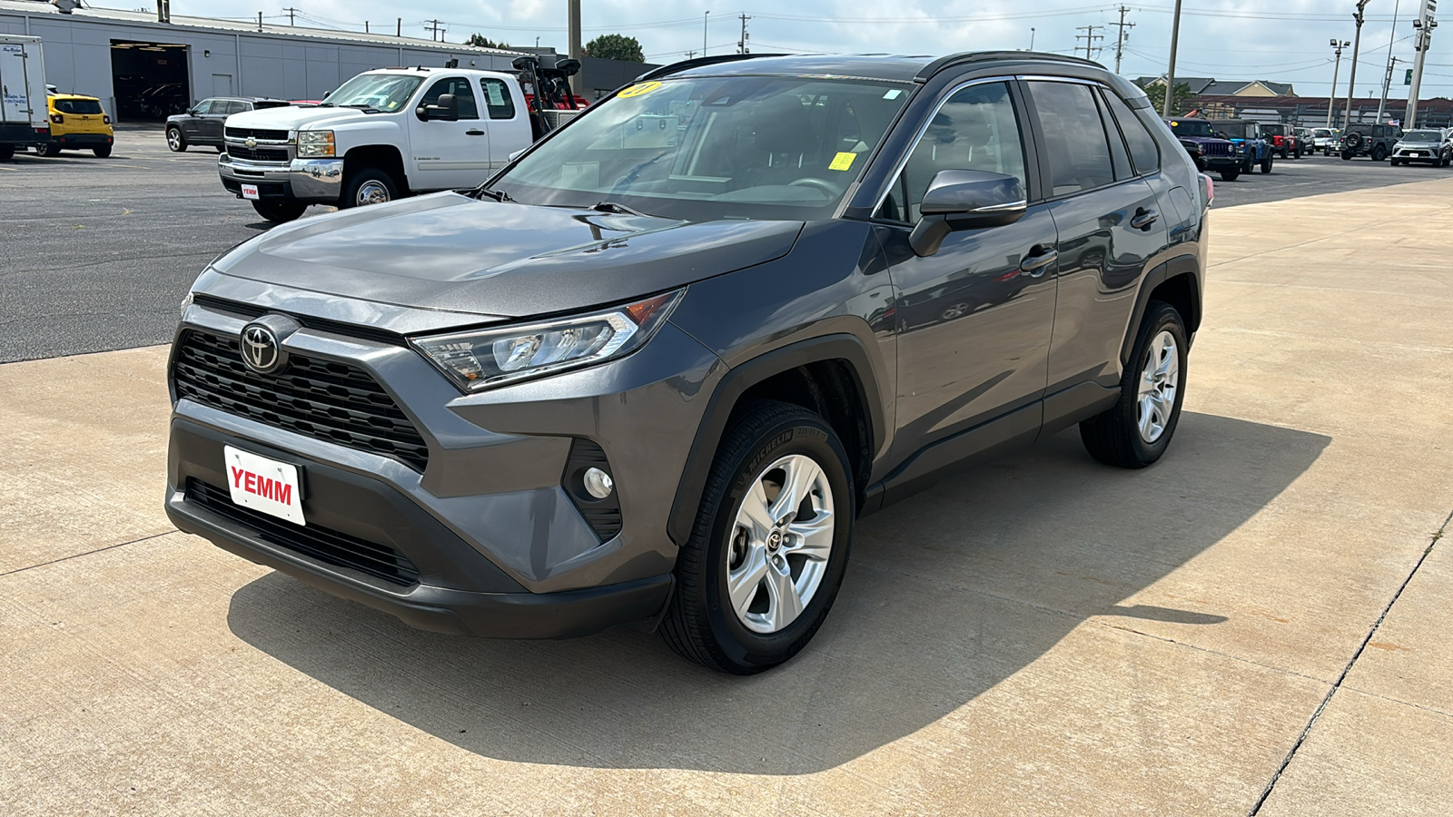 2021 Toyota RAV4 XLE 4