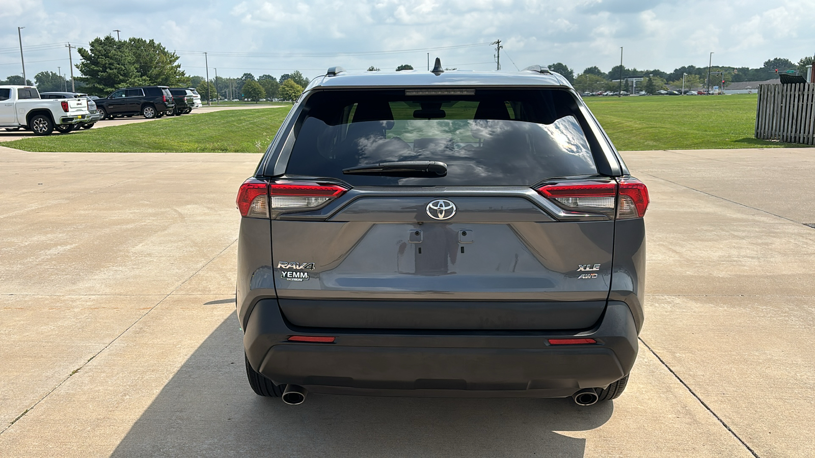 2021 Toyota RAV4 XLE 7