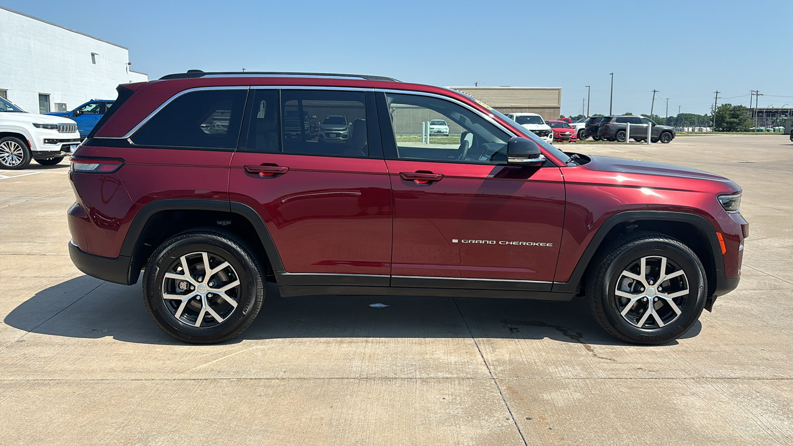 2023 Jeep Grand Cherokee Limited 9