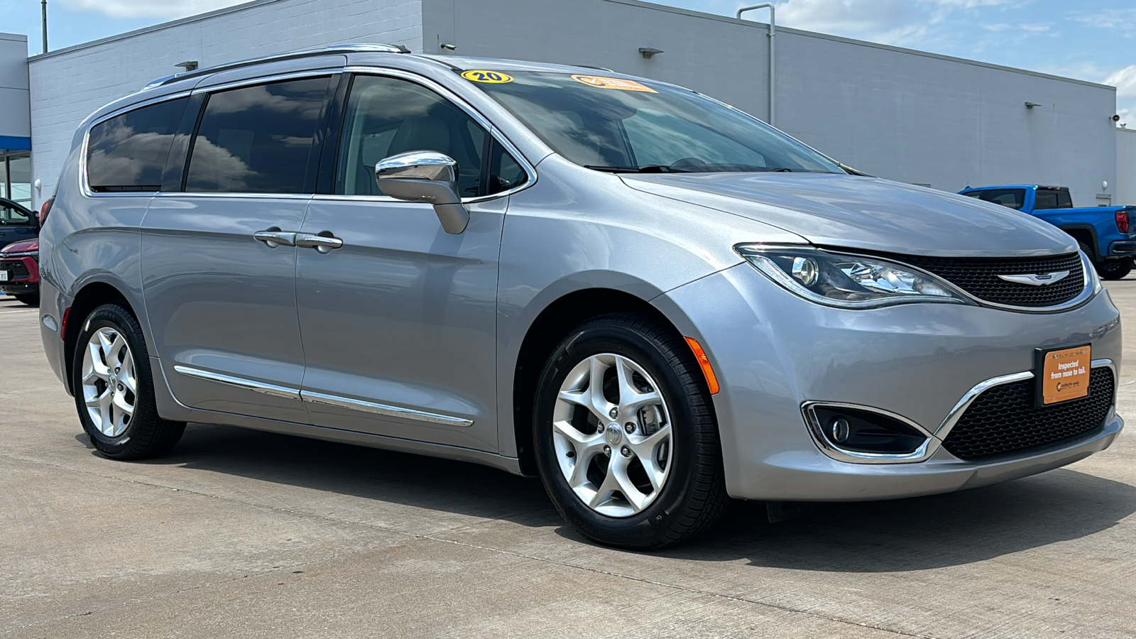 2020 Chrysler Pacifica Limited 1