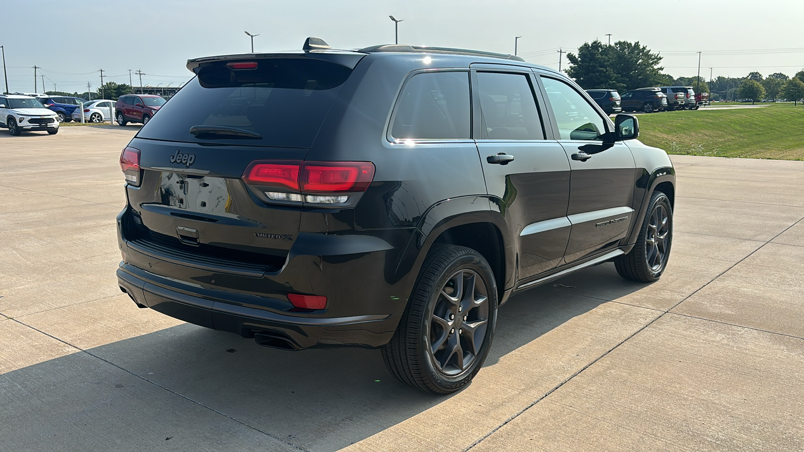 2020 Jeep Grand Cherokee Limited X 8