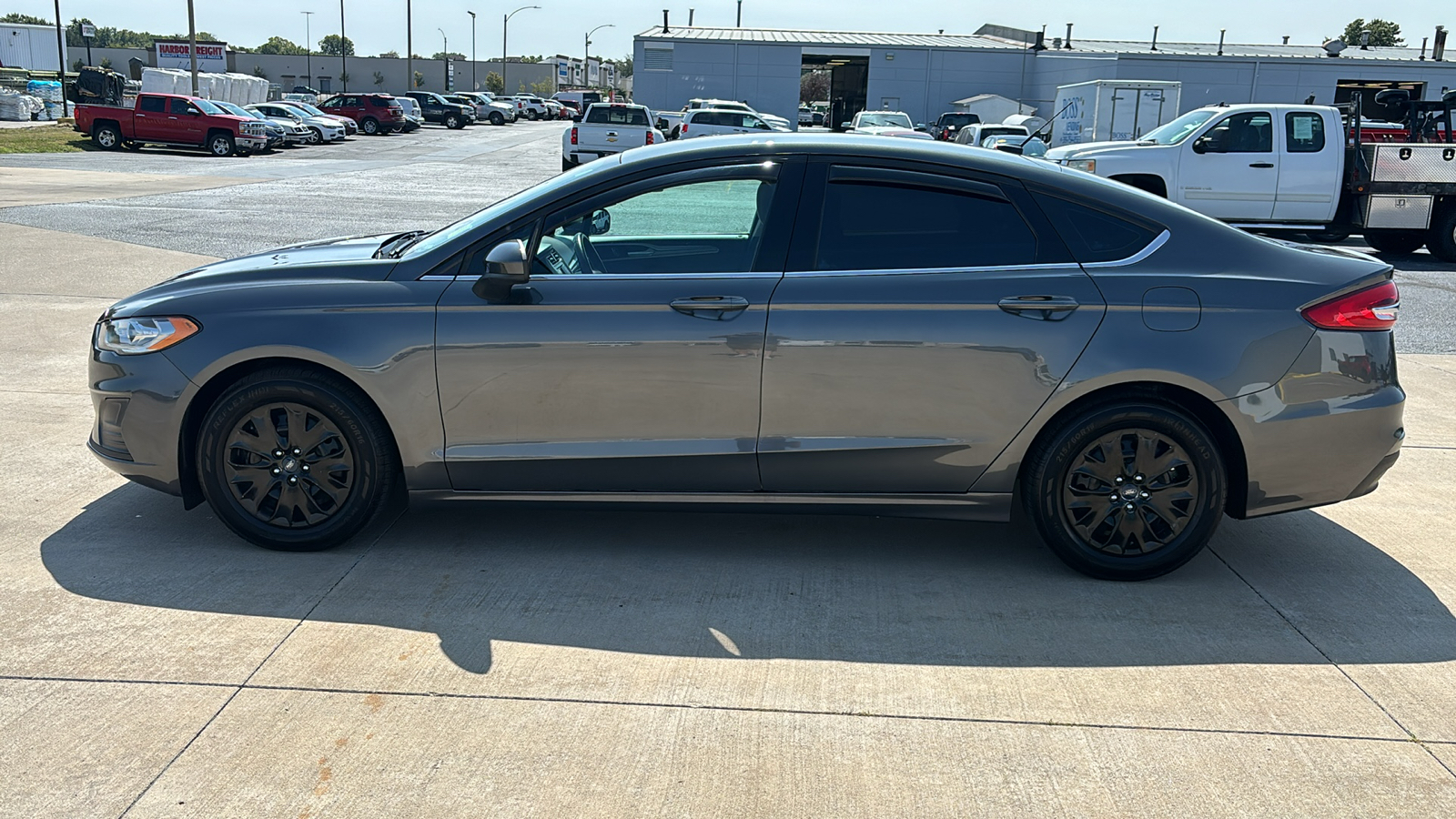 2019 Ford Fusion S 5