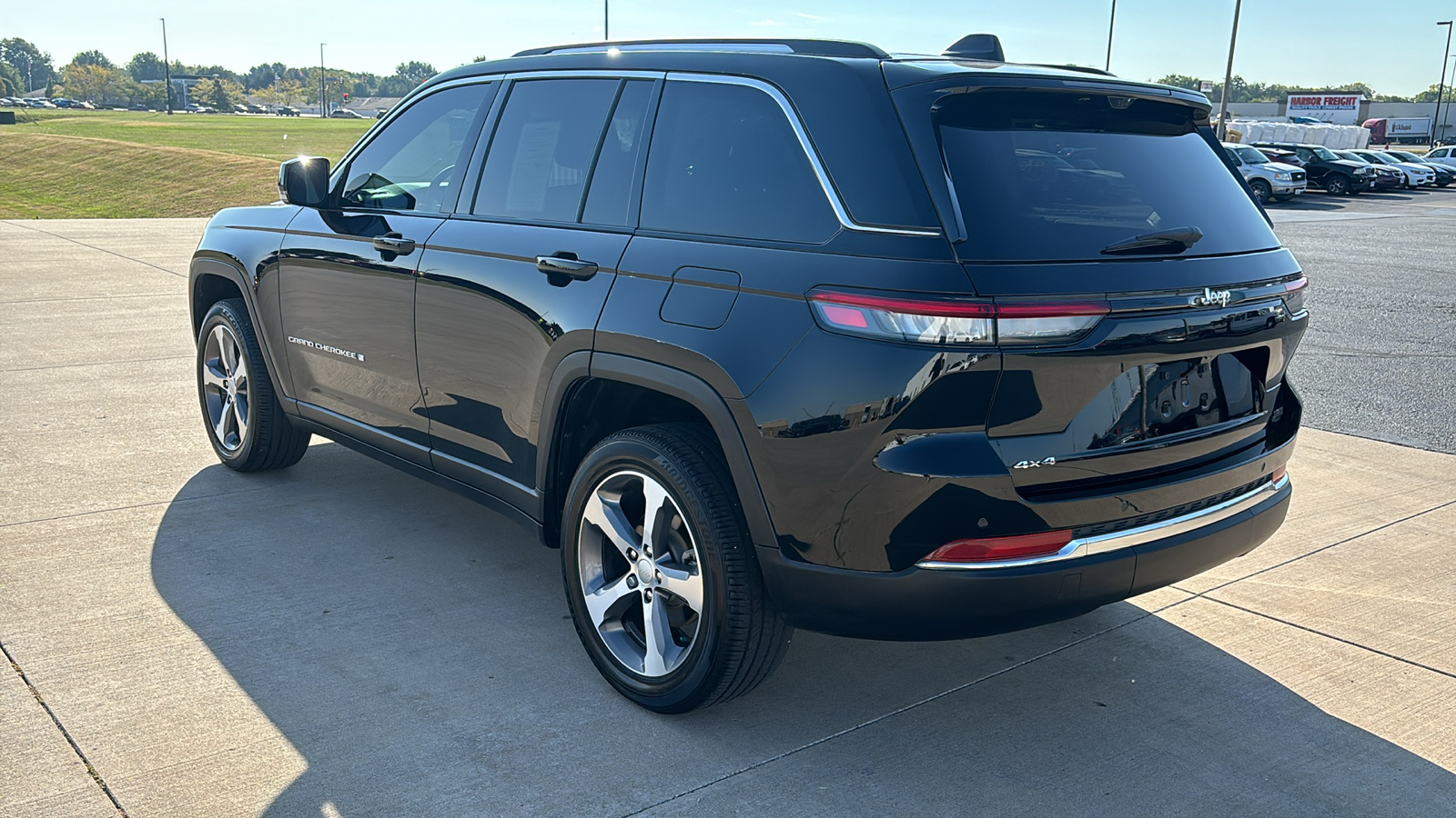 2023 Jeep Grand Cherokee Limited 6