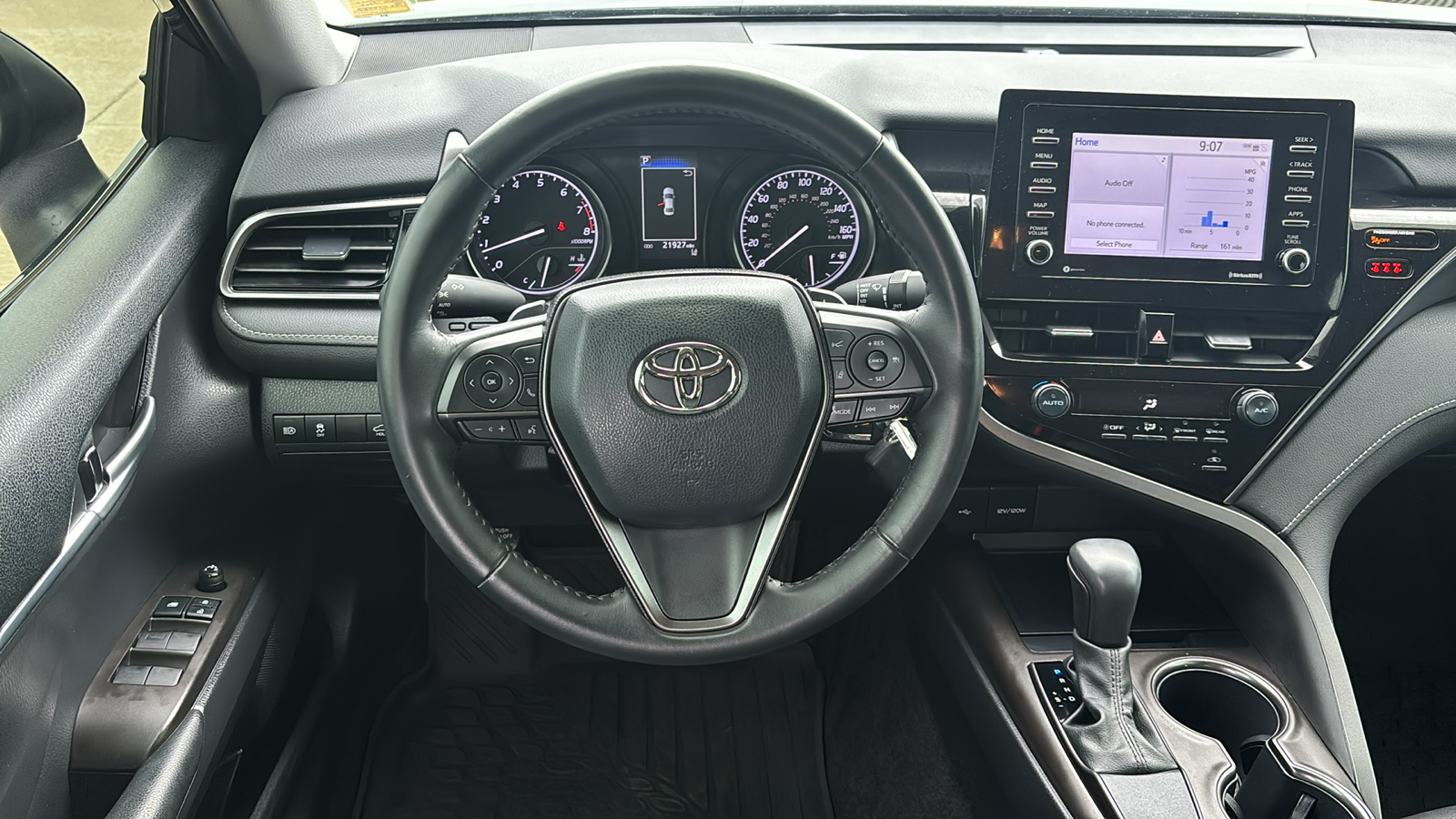 2021 Toyota Camry SE 12