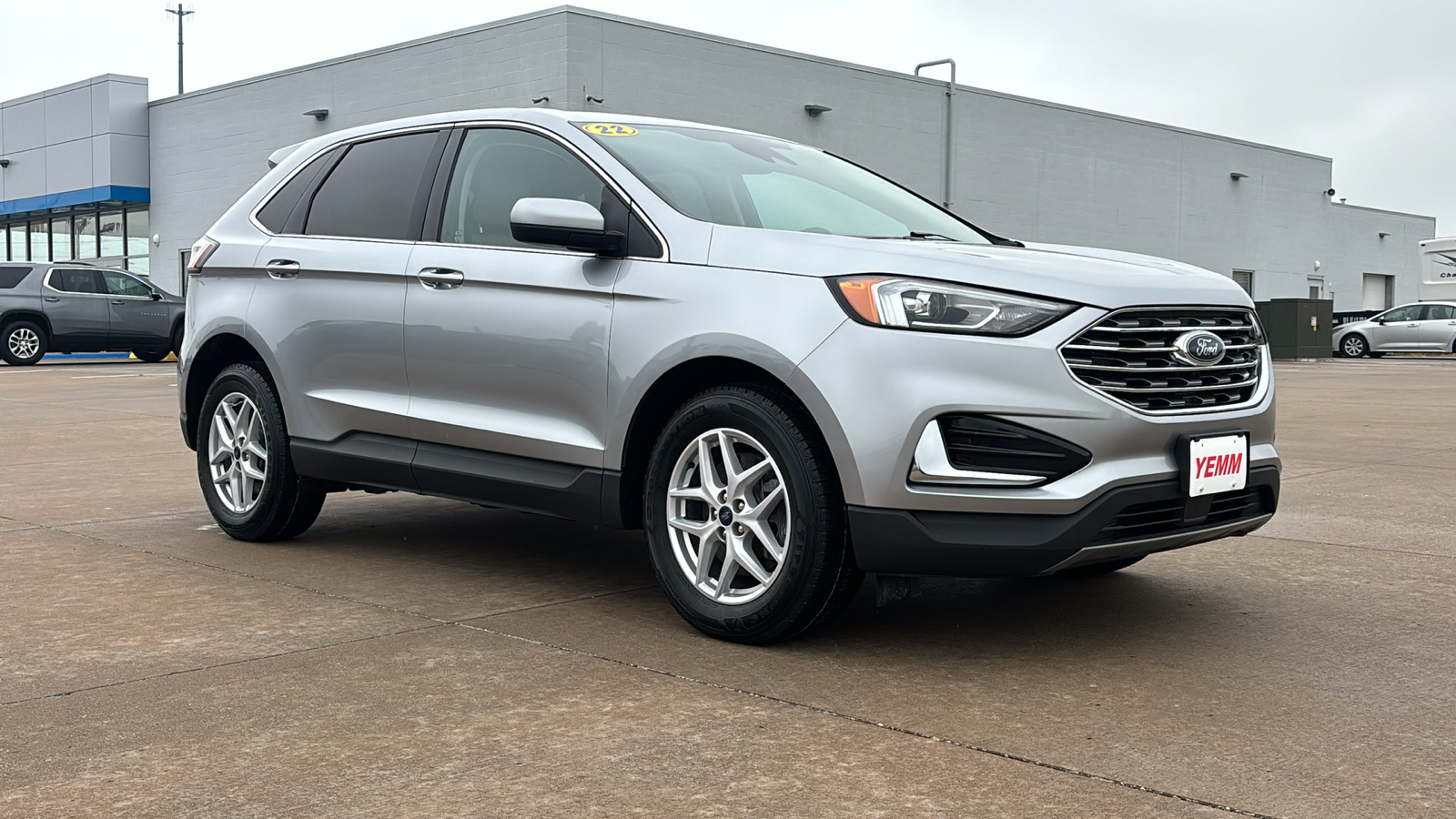 2022 Ford Edge SEL 2