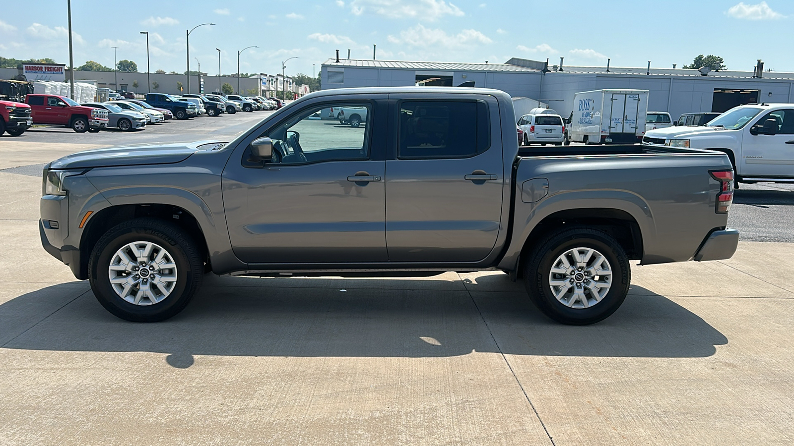 2023 Nissan Frontier SV 5