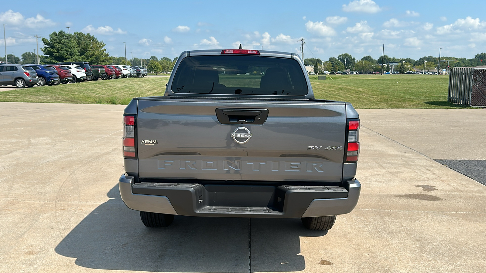 2023 Nissan Frontier SV 7