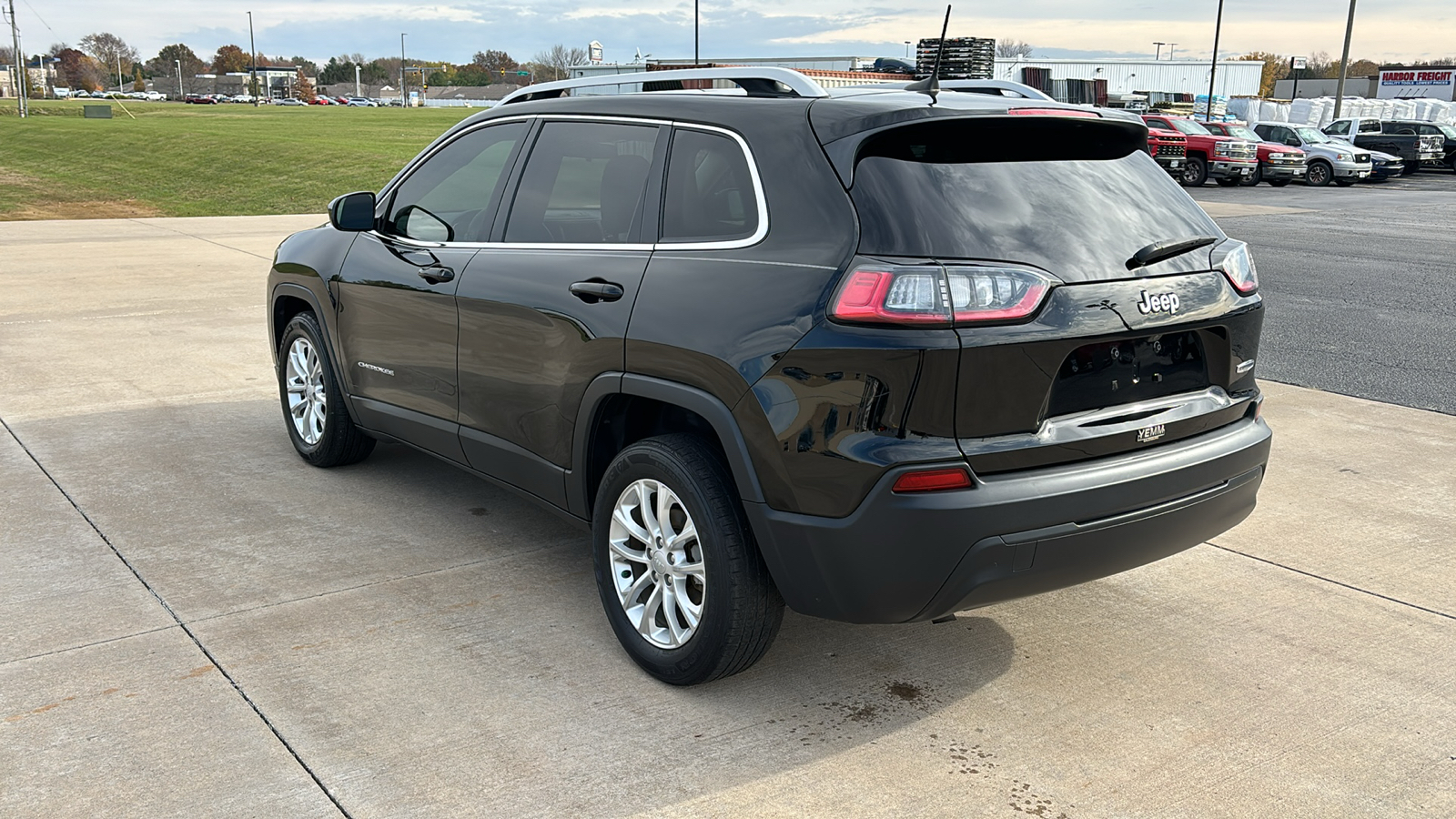 2019 Jeep Cherokee Latitude 6