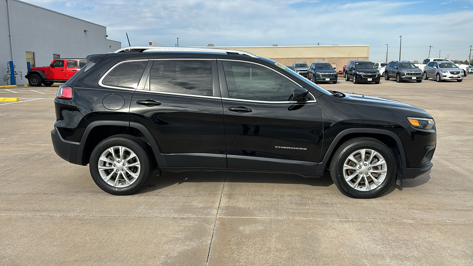 2019 Jeep Cherokee Latitude 9