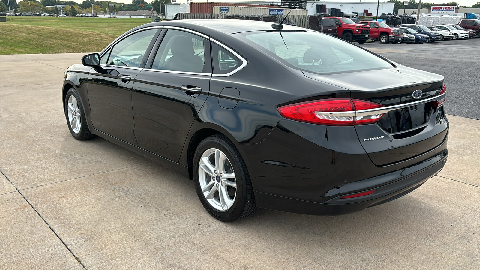 2018 Ford Fusion SE 6