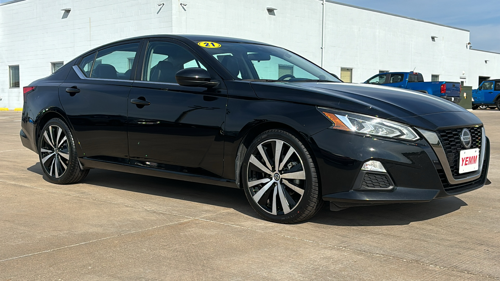 2021 Nissan Altima 2.5 SR 1