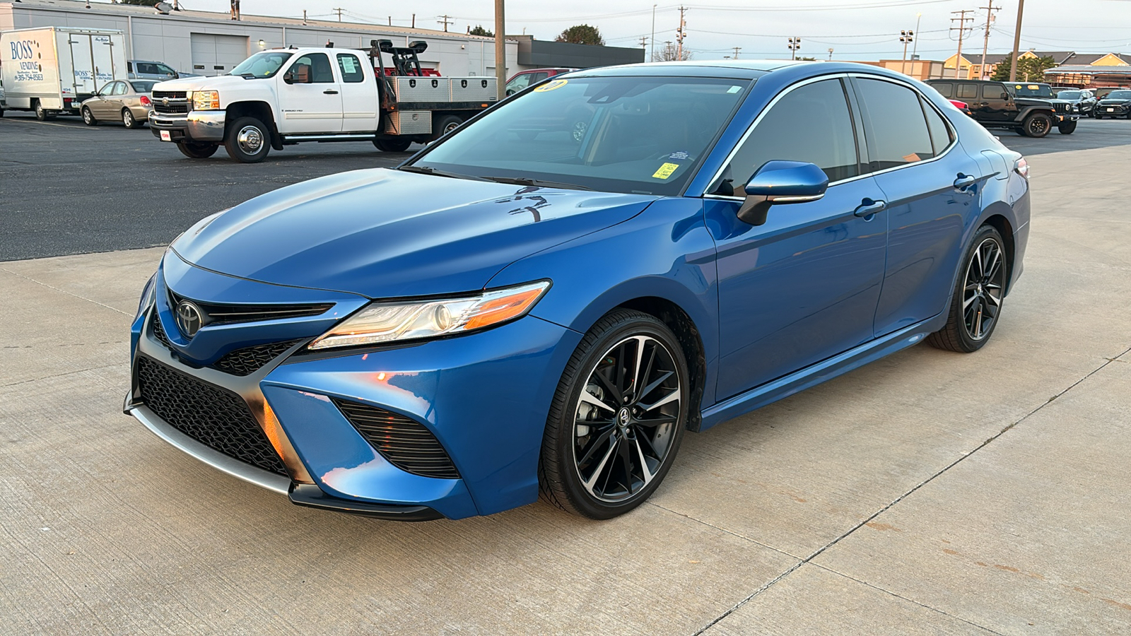 2020 Toyota Camry XSE 4