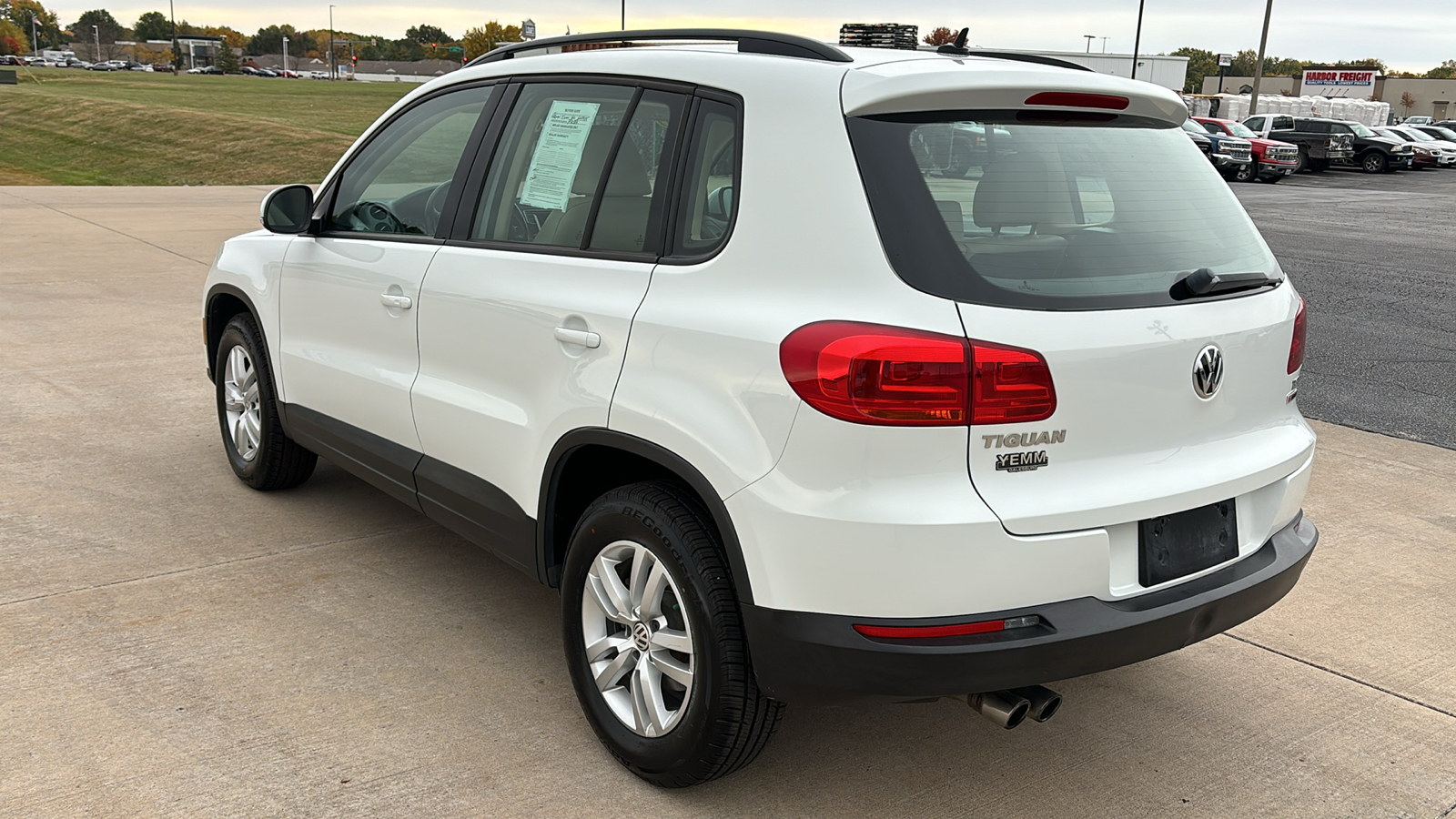 2016 Volkswagen Tiguan S 6