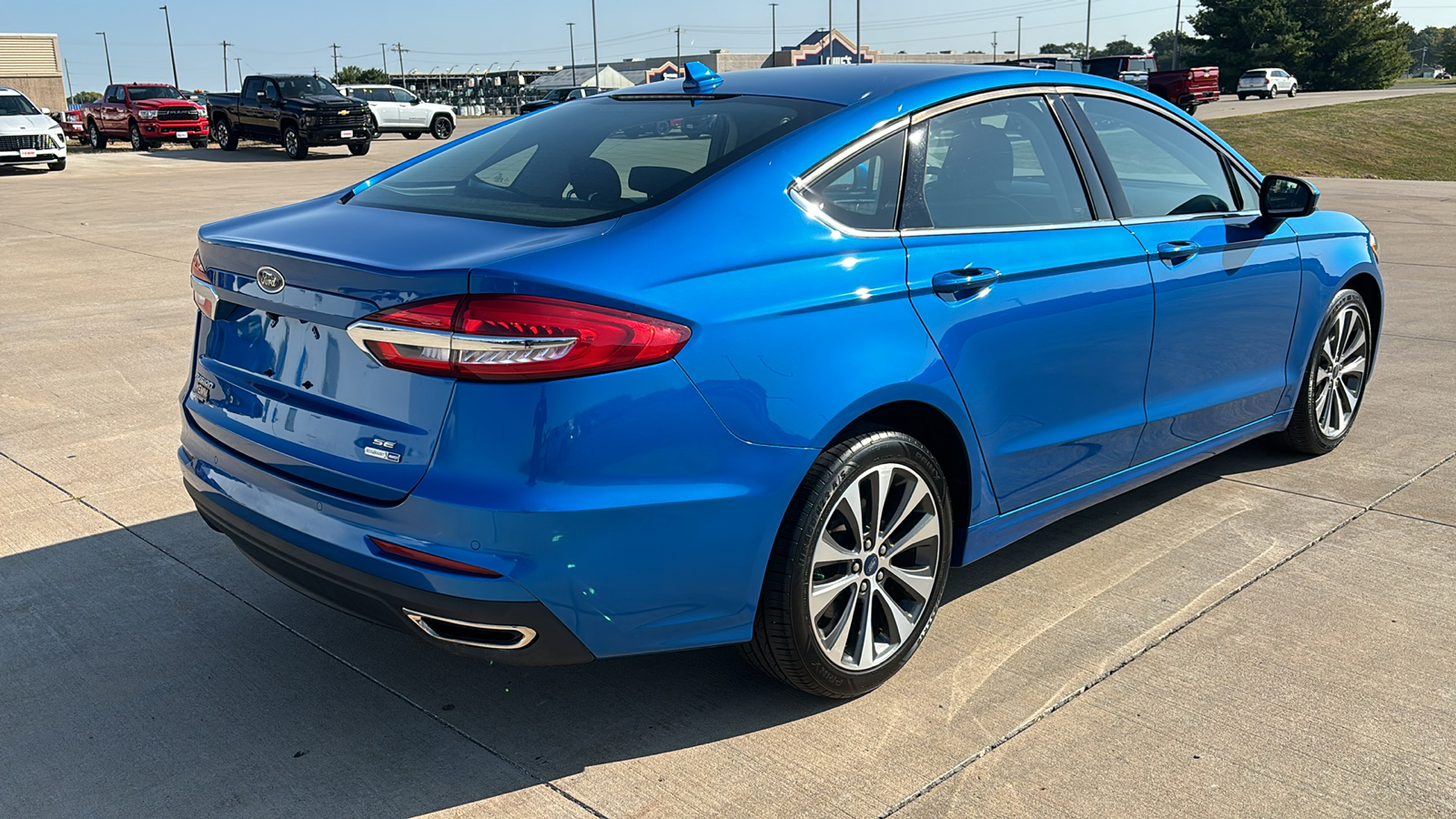 2020 Ford Fusion SE 8