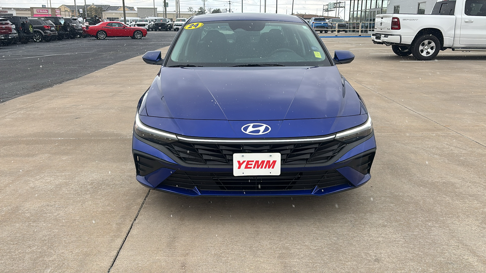 2024 Hyundai Elantra SE 3